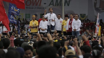 Kampanye Terbuka Jokowi di Makassar: TNI Nomor Satu di Asean