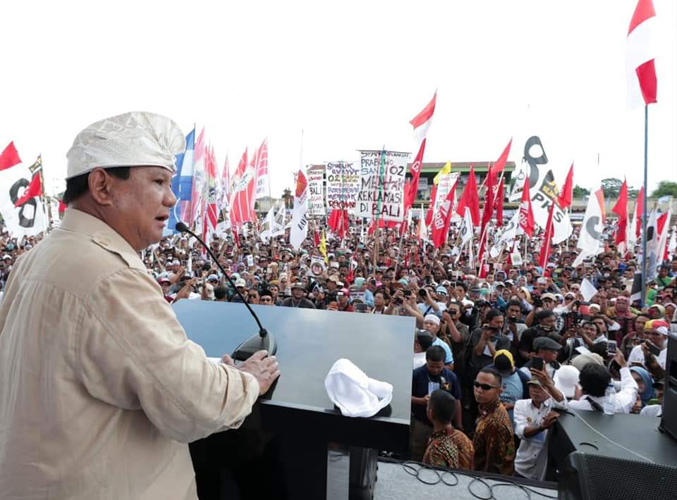 Prabowo: Kita Joget Jika Difitnah