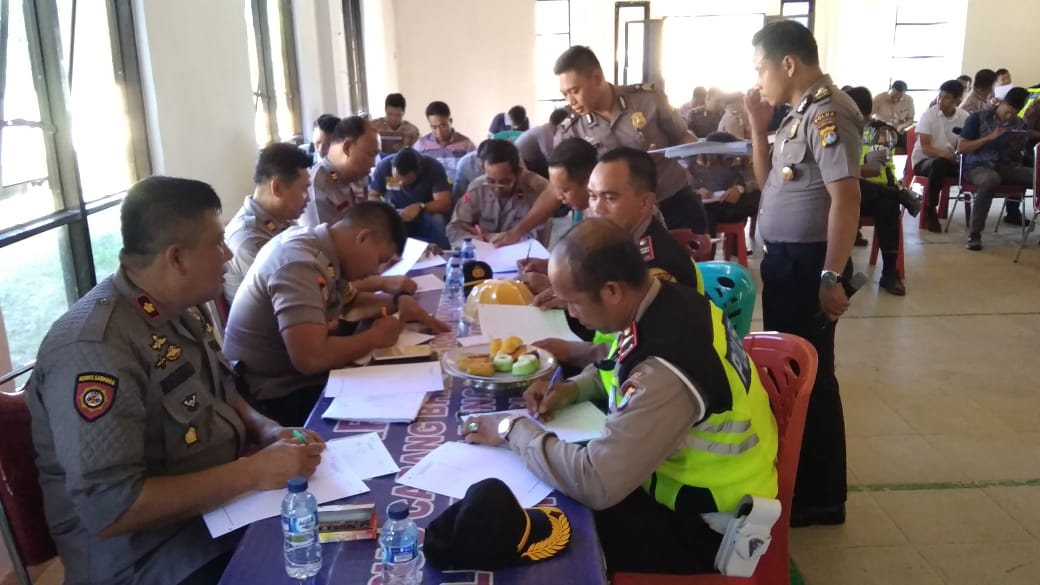 Personil Polres Matra Jalani Tes Psikologi Sebelum Diberikan Senjata Api