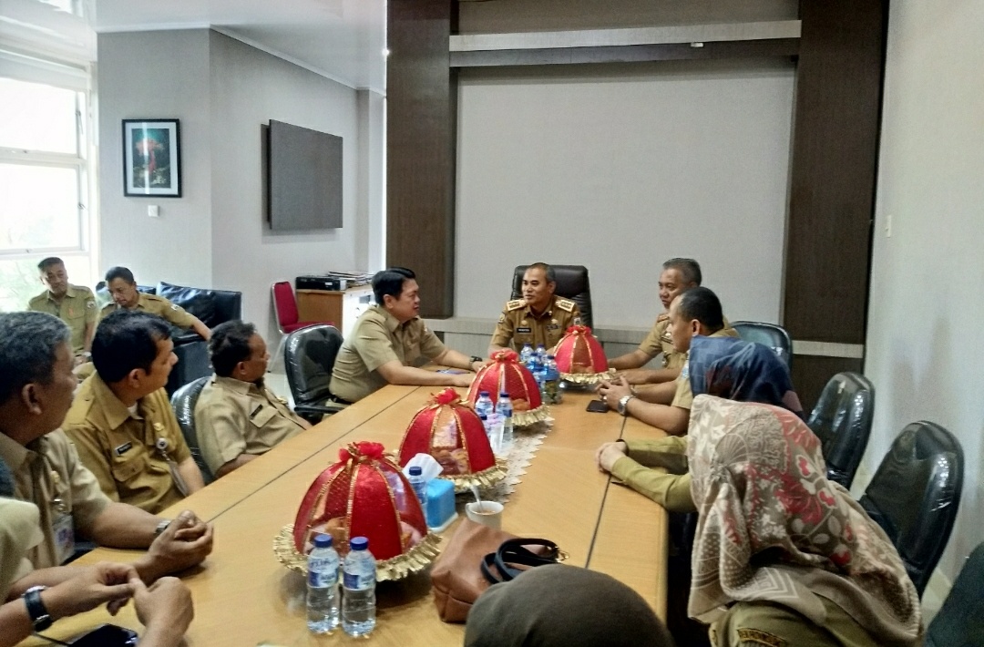 Bahas Kerjasama, Disnakertrans DKI Jakarta Berkunjung ke Sulawesi Barat