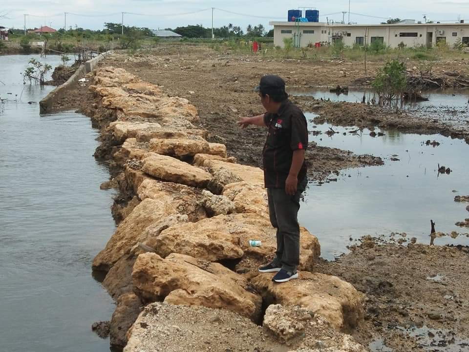 Diduga, Pekerjaan Proyek Talud Dikerja Asal-asalan