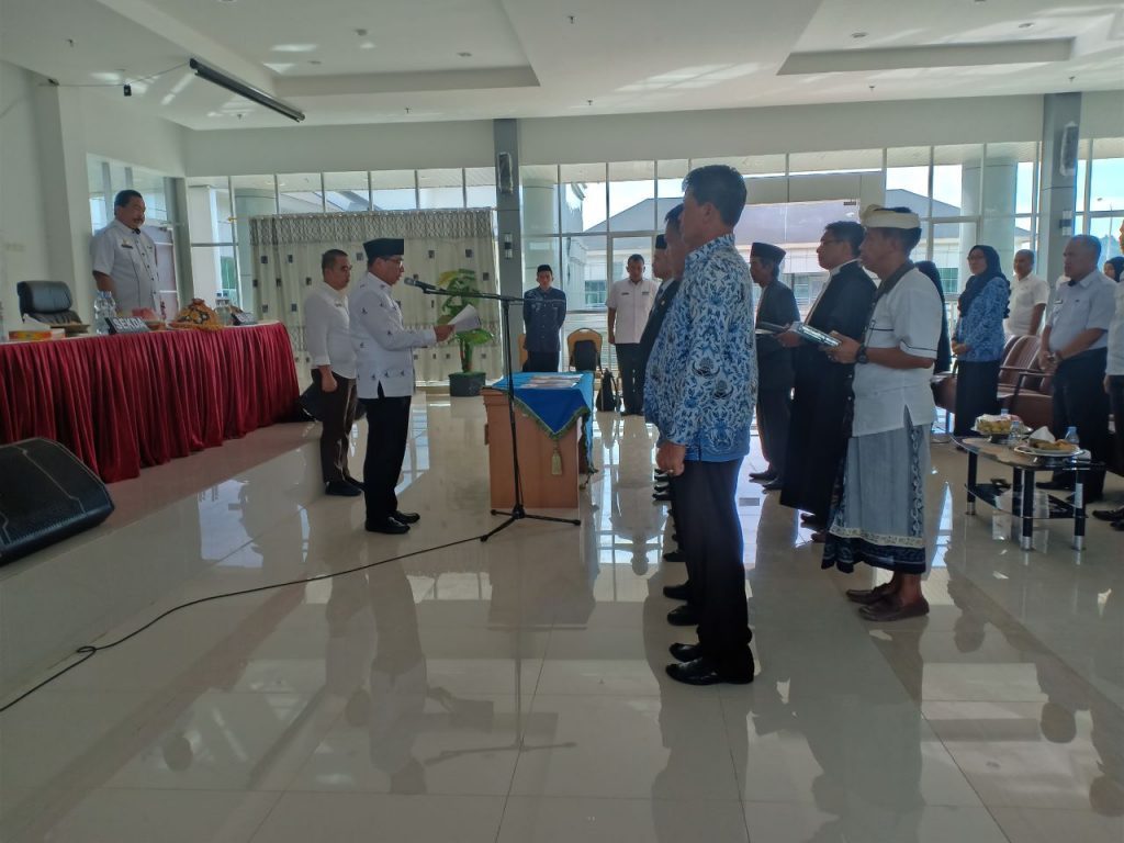 Pemda Mateng Lantik Para UPTD