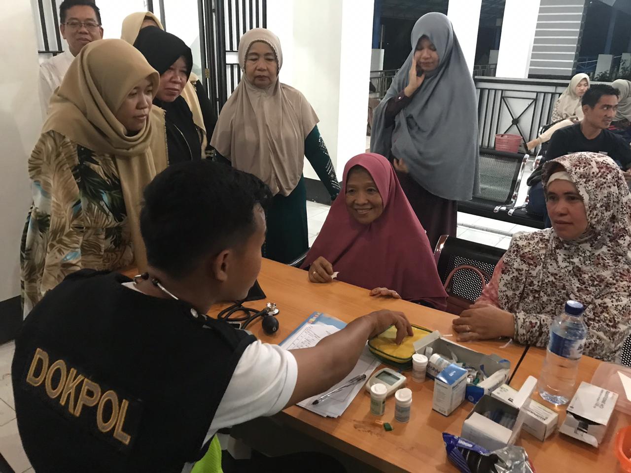 Pemudik Dapat Layanan Kesehatan Gratis dari Polda Sulbar 