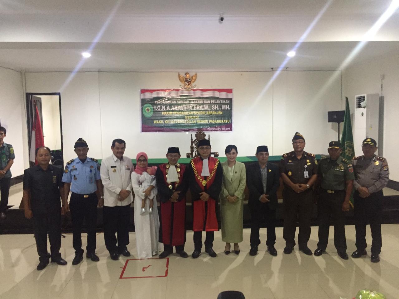 Wakapolres Matra Hadiri Pelepasan Ketua dan Wakil PN Pasangkayu