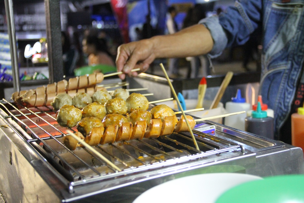 Berburu Kuliner di Manakarra Fair 2019