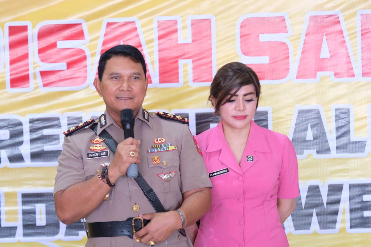 Sertijab, AKBP I Made Darmade Nahkodai Dir Lantas Polda Sulbar