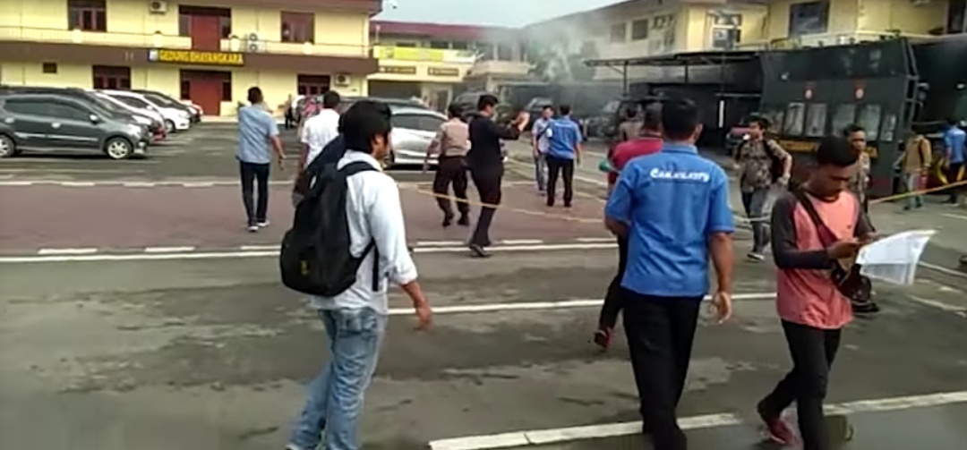 Warga Panik Usai Nom Meledak di Polrestabes Medan