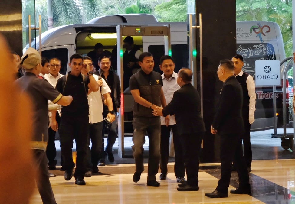 2 Kapolda Jemput Kapolri di Bandara Hasanuddin Makassar