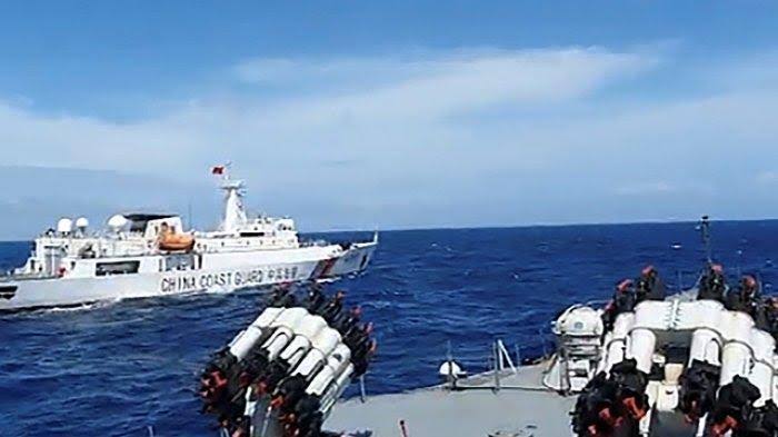 Tegang! Ini Video Detik-Detik Debat Kru KRI dan Kapal China, Ada Pejabat Terlibat?