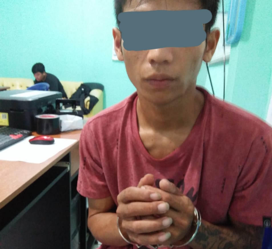 Pria Penuh Tatto di Badan Ini Dibekuk Sat Narkoba Polres Matra