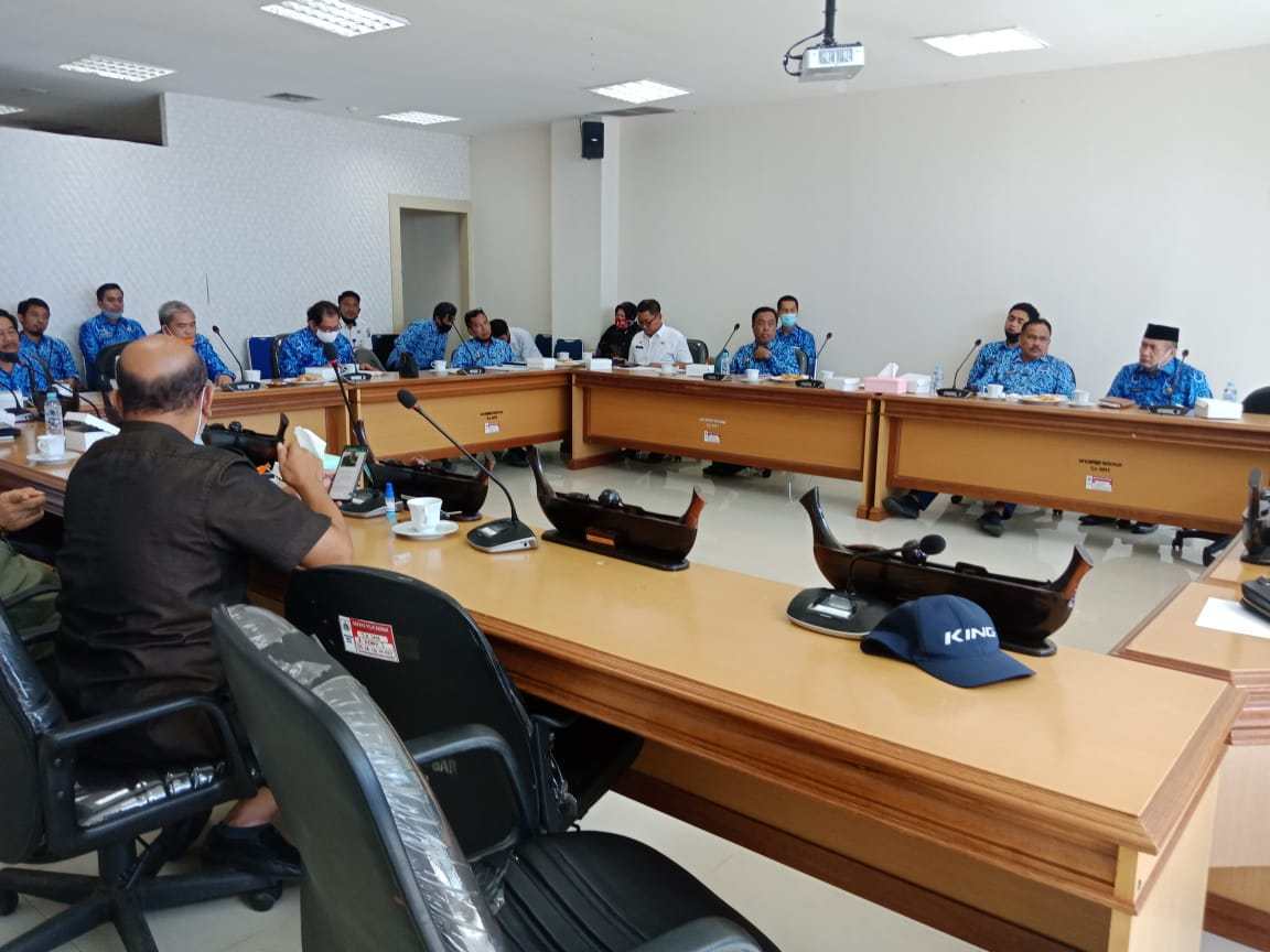 Komisi I DPRD Sulbar Gelar Raker Evaluasi Pelaksanaan APBD 2020