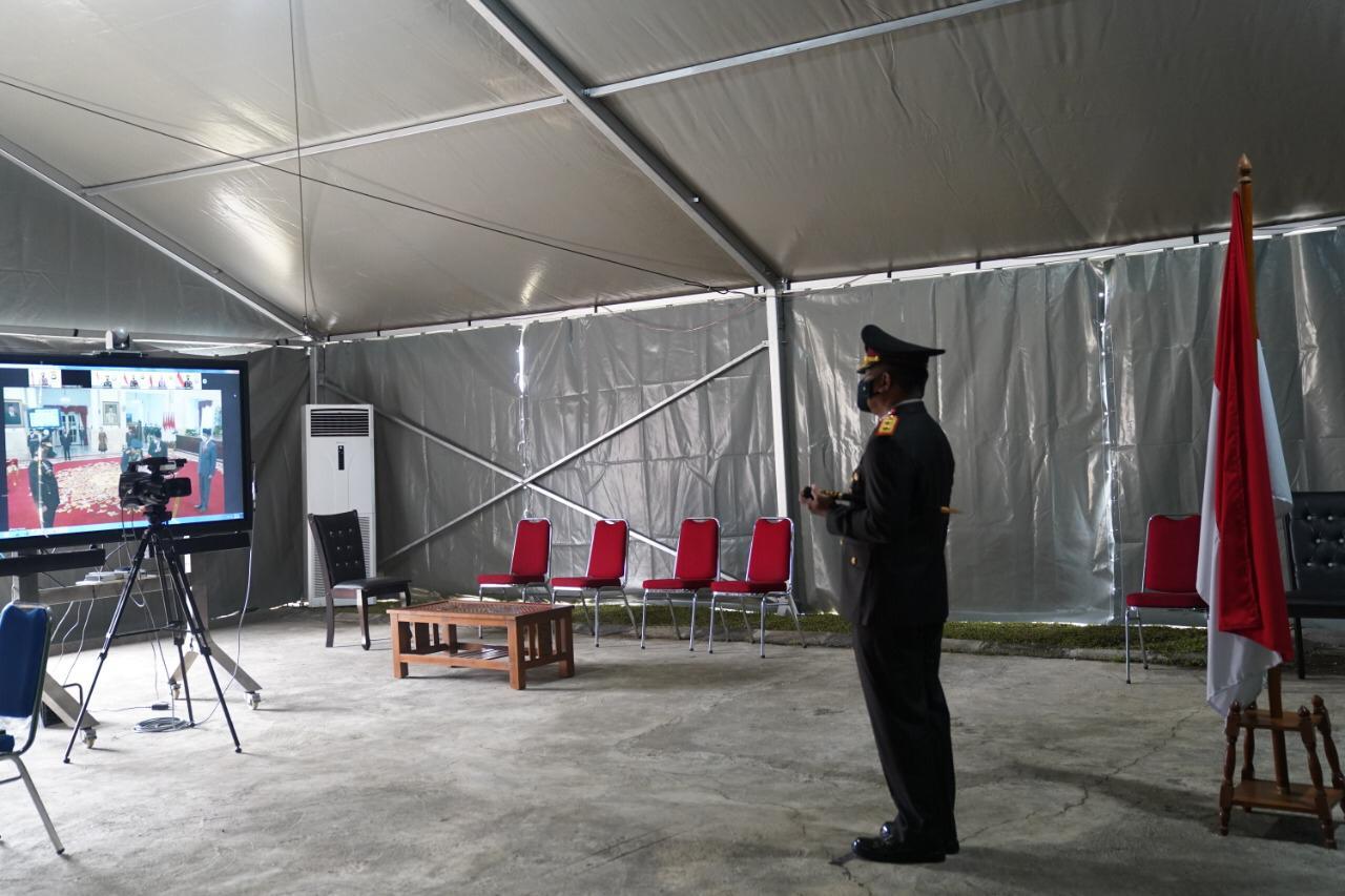 Di Tenda, Kapolda Sulbar Hadiri Prosesi Virtual Pelantikan Kapolri