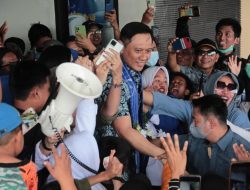 AHY dan Annisa Temui Tiktokers Mamuju