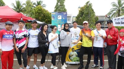 Bagikan 1.000 Voucher Belanja Hidupkan UMKM, PJ Gubernur Zudan Apresiasi CFD Dalam Rangka Bulan K3