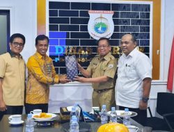 Terima Kunjungan Komisi II DPRD Enrekang, Dinas Perkim Sulbar Sharing Pelaksanaan Program BSPS