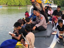 Perpustakaan Terapung Ditpolairud Jadi Solusi Literasi dan Wahana Bermain
