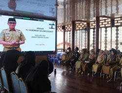 Jajaran Sekwan Mengikuti Apel Secara Virtual