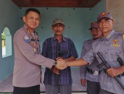 Dir Binmas Bagikan Fasilitas Penunjang Kinerja Personel Satkamling