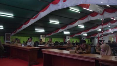 Sekwan Muhammad Hamzih Tekankan Tertib Administrasi dan Bangun Komunikasi