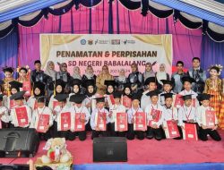 Kadisdikpora Mamuju Lepas Murid SDN Babalalang