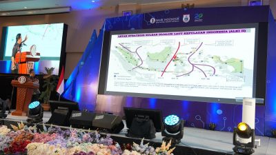 Bahtiar Lounching Portal Kemudahan Investor Masuk Sulbar