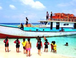 Hingga ke Pulau Terpencil, Sekolah di Mamuju Tuntas Mobiler di Bawah Kepemimpinan Bupati Sutinah Suhardi