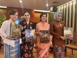 Mengenal Kebaya Indonesia lewat Buku ‘Kebaya, Keanggunan yang Diwariskan’