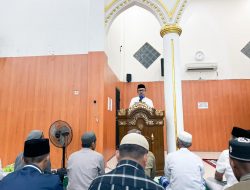 Dihadapan Jamaah Tarawih, SDK Titip Doa