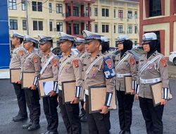 Dirlantas Polda Sulbar Berikan Reward kepada Personel Berprestasi