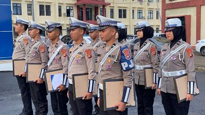 Dirlantas Polda Sulbar Berikan Reward kepada Personel Berprestasi