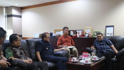 Buka Kembali Rute Penerbangan, Gubernur SDK Langsung Temui Direktur Lion Air