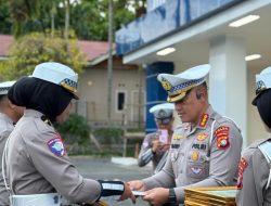 Dirlantas Polda Sulbar Beri Reward Personel Berprestasi