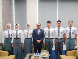 Gubernur SDK Lepas Enam Pemuda Sulbar untuk Seleksi Paskibraka di Jakarta