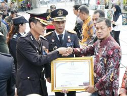 Dinas Koperindag Sulbar Terima Penghargaan dari Kemenkum