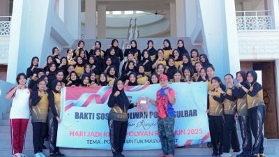 Polwan Polda Sulbar Gelar Aksi Sosial