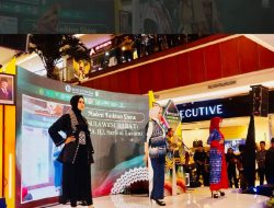Pariwisata Sulbar Tampilkan Tenun Tradisional di Fashion Show FESyar KTI Kalbar