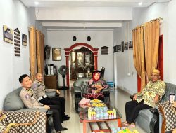 Ditlantas Polda Sulbar Berbagi Kebahagiaan dengan Purnawirawan