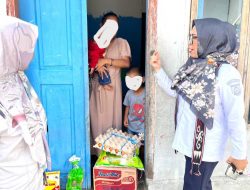 Dinsos Sulbar Serahkan Bantuan pada Warga Diduga ODGJ