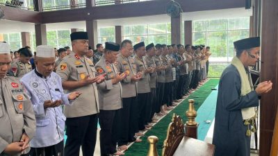 Polda Sulbar Sholat Gaib Doa untuk Korban Bencana di Berbagai Wilayah