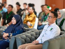Plt Karo Pemkesra Hadiri LK III Badko HMI Sulbar