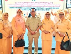 Pengurus DWP Dinsos Sulbar Hadiri HUT ke-24 DWP Sulawesi Barat