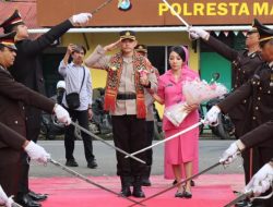 Prosesi Pedang Pora, Lepas Sambut Kapolresta Mamuju