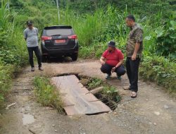 Kadis PUPR Sulbar Tinjau Langsung Jembatan Sungai Bonehau