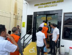 Penyidik Ditkrimsus Polda Sulbar Limpahkan Para Tersangka ke Kejari Mamuju