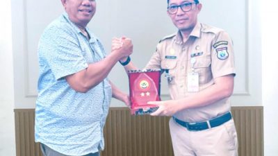 Densus 88 Beri Penghargaan ke Kesbangpol Sulbar