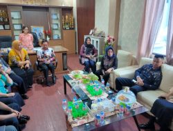 Kadinsos P3A dan PMD Sulbar dan Wabub Mamasa Diskusi Soal BPJS Kesehatan PBI