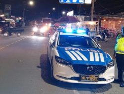 Polisi Mamuju Terus Berikan Pelayanan Terbaik di Jalan Raya