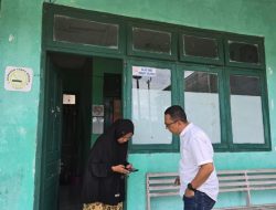 Kadis KominfoSS Inspeksi Objek Penerima Bantuan Internet