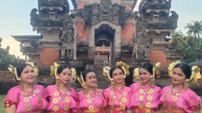 Semangat Soul of Youth: Generasi Muda Tampilkan Pesona Tari Sulawesi Barat di TMII