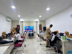 Biro Pemkesra Pastikan Verifikasi Berkas Beasiswa Lanjutan Tahap I Berjalan Transparan